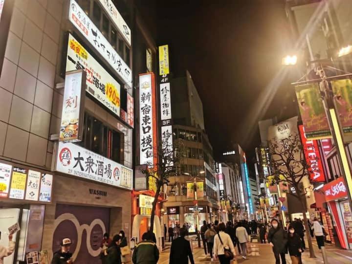 北新宿 Central Shinjuku Walk To Kabuki-Chou, Golden Gai Токіо Екстер'єр фото